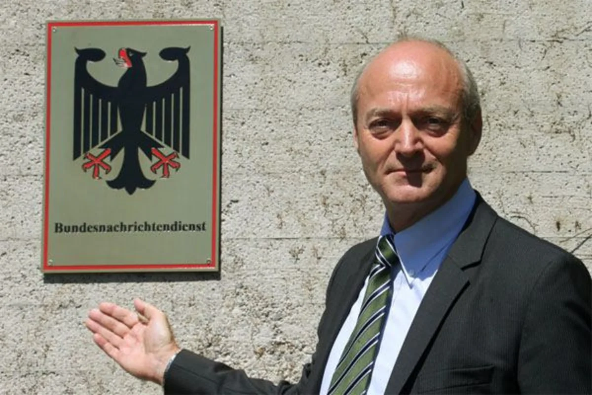 German spy chief Gerhard Schindler resigns