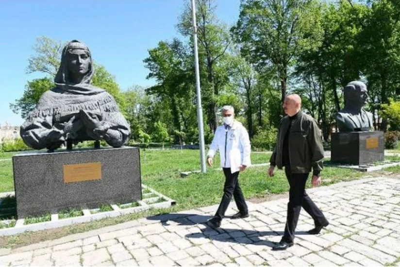 İlham Əliyev və Mehriban Əliyeva Şuşada Xüsusi nümayəndəliyin yerləşəcəyi inzibati binada olublar
