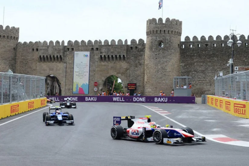 Bakıda GP2 seriyası üzrə birinci yarışın qalibləri mükafatlandırılıb