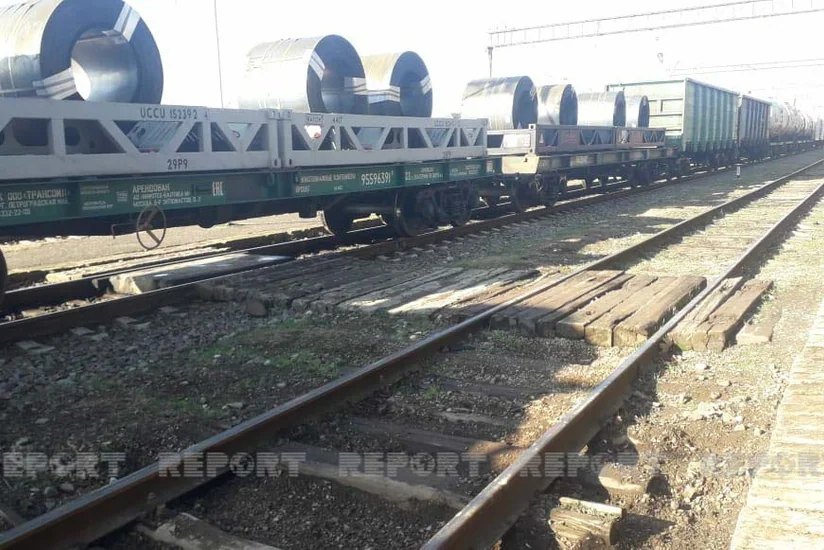 Kürdəmirdə qatar yeniyetməni vurub