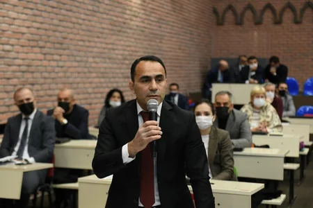 Federasiya rəsmiləri və milli komandaların məşqçiləri ilə görüş keçirilib