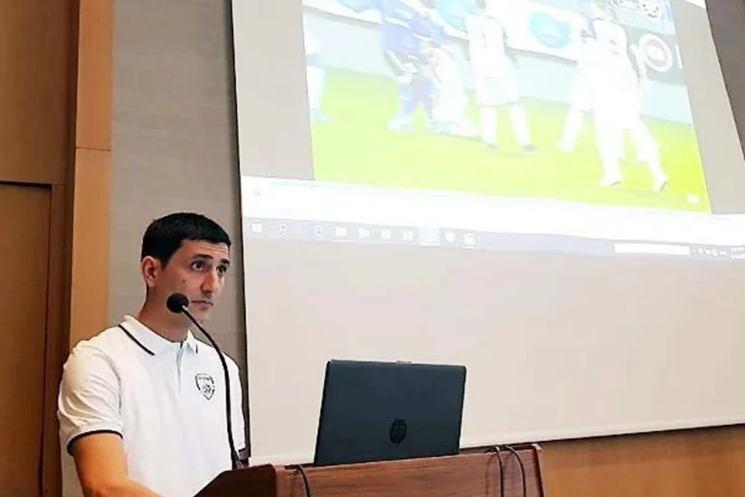Azərbaycanın FİFA referisi İsraildə seminarda iştirak edir