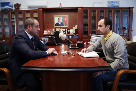 Deputat Adil Əliyev: “Vəzifə daşıyıb, xəbər saytına sahib olmaq çox təhlükəlidir” - MÜSAHİBƏ