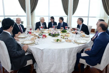 Azərbaycanın Baş naziri və İtaliya Prezidenti birgə işçi nahar ediblər