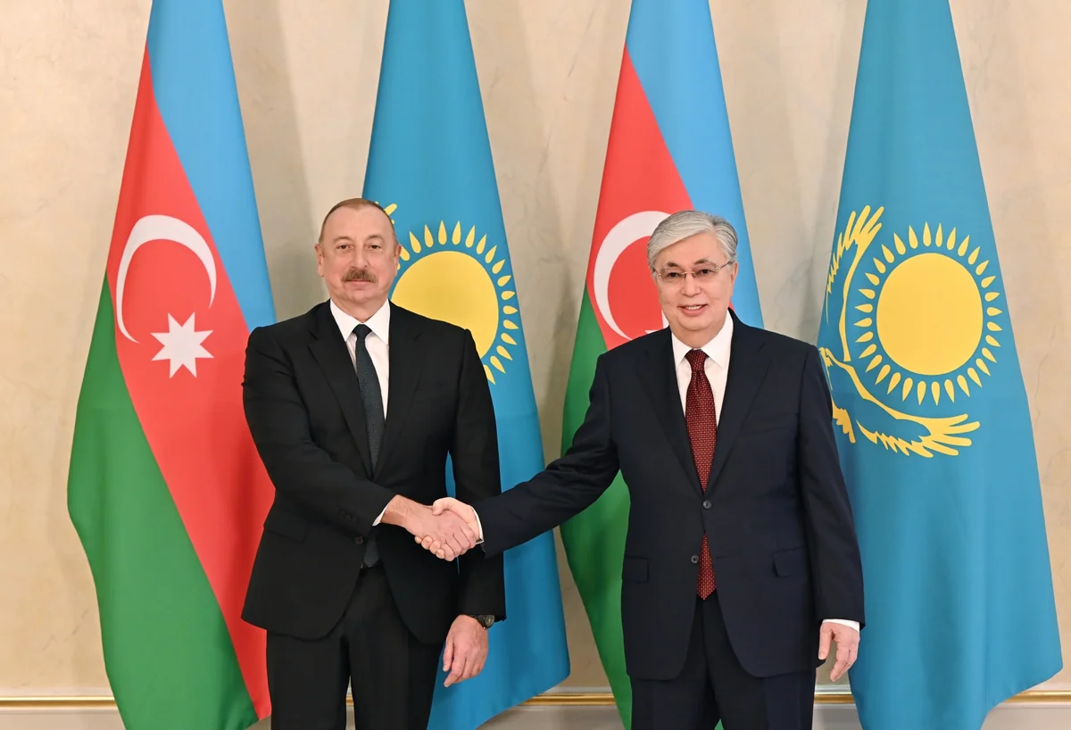 İlham Əliyev Qazaxıstan Prezidentinə zəng edib, onu yubileyi münasibətilə təbrik edib