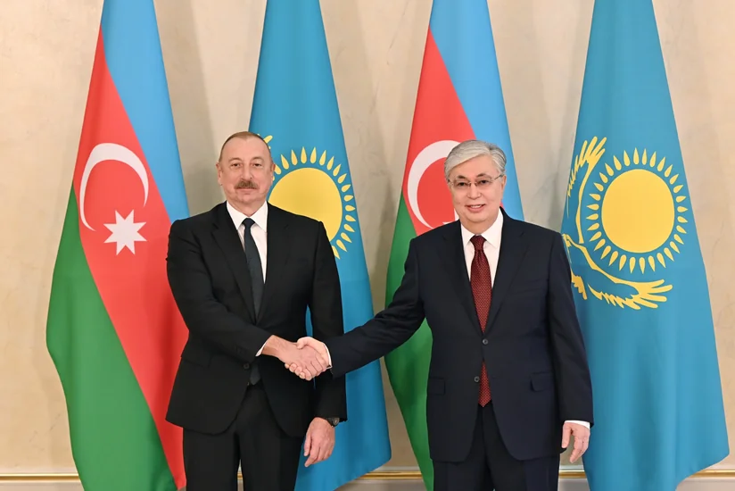 İlham Əliyev Qazaxıstan Prezidentinə zəng edib, onu yubileyi münasibətilə təbrik edib