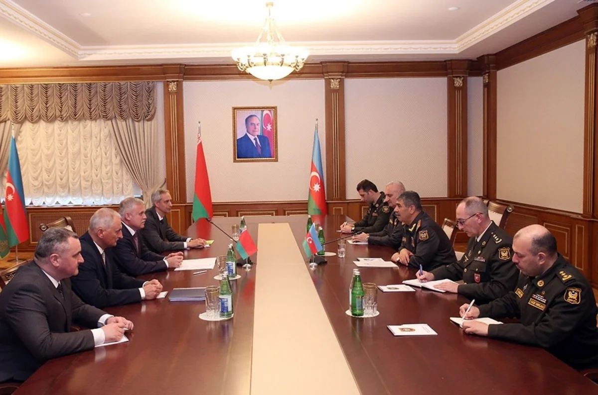 Azərbaycanın Müdafiə naziri Belarus Təhlükəsizlik Şurasının dövlət katibi ilə görüşüb