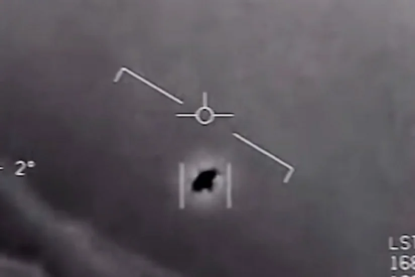 Pentaqon UNO-ların görüntüsünü yayımladı - VİDEO