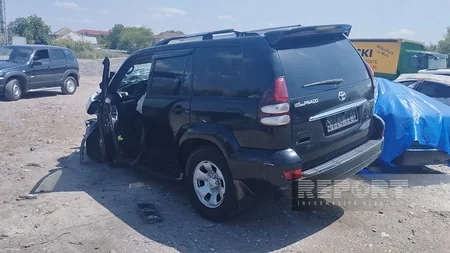 Kürdəmirdə mikroavtobusla avtomobil toqquşub, xəsarət alanlar var