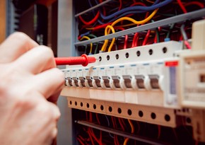 Bərdədə restoran xidmətçisini elektrik cərəyanı vuraraq öldürüb