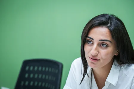 BBF-də gənc sahibkarlara təlim keçən Manu Şarma: “Azərbaycanda da ən azından Kanadadakı qədər sosial sahibkarlığa maraq var” - MÜSAHİBƏ