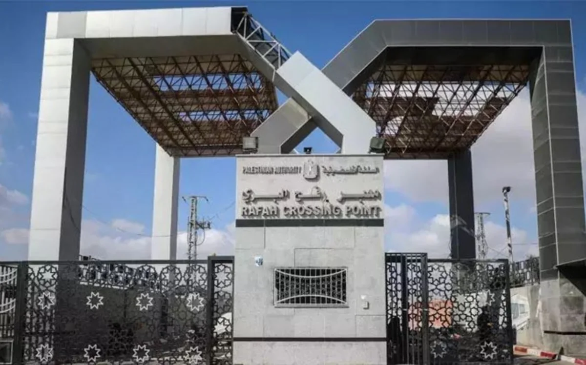 15 wounded Palestinians arrive in Egypt through Rafah crossing point