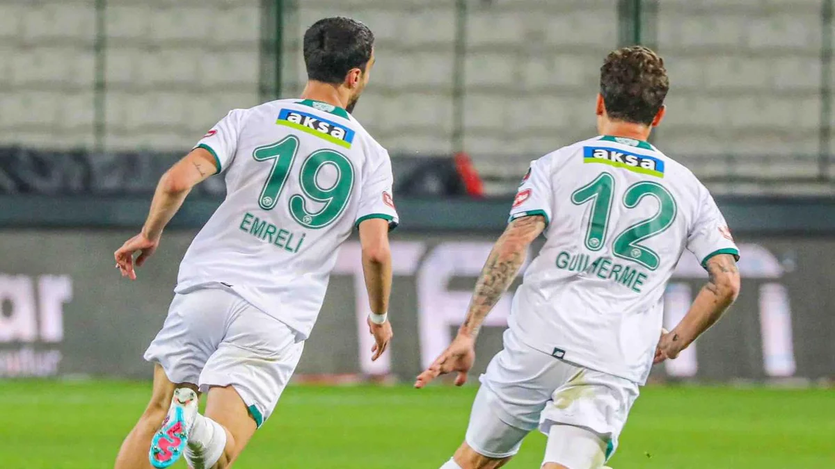 Mahir Emreli Türkiyədə ilk qolunu vurub, Konyaspor uduzub