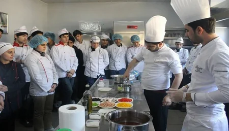 Azərbaycanda peşə təhsili populyarlıq qazanır