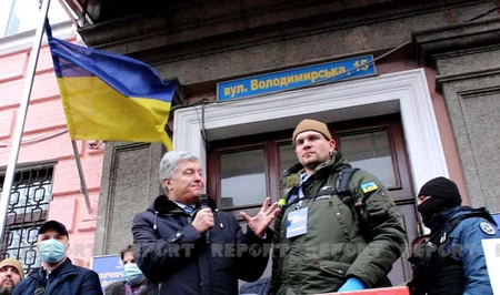 Сторонники Петра Порошенко проводят в Киеве акцию протеста