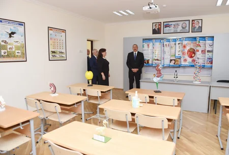 President Ilham Aliyev viewed school No. 265 in Khatai district after major overhaul