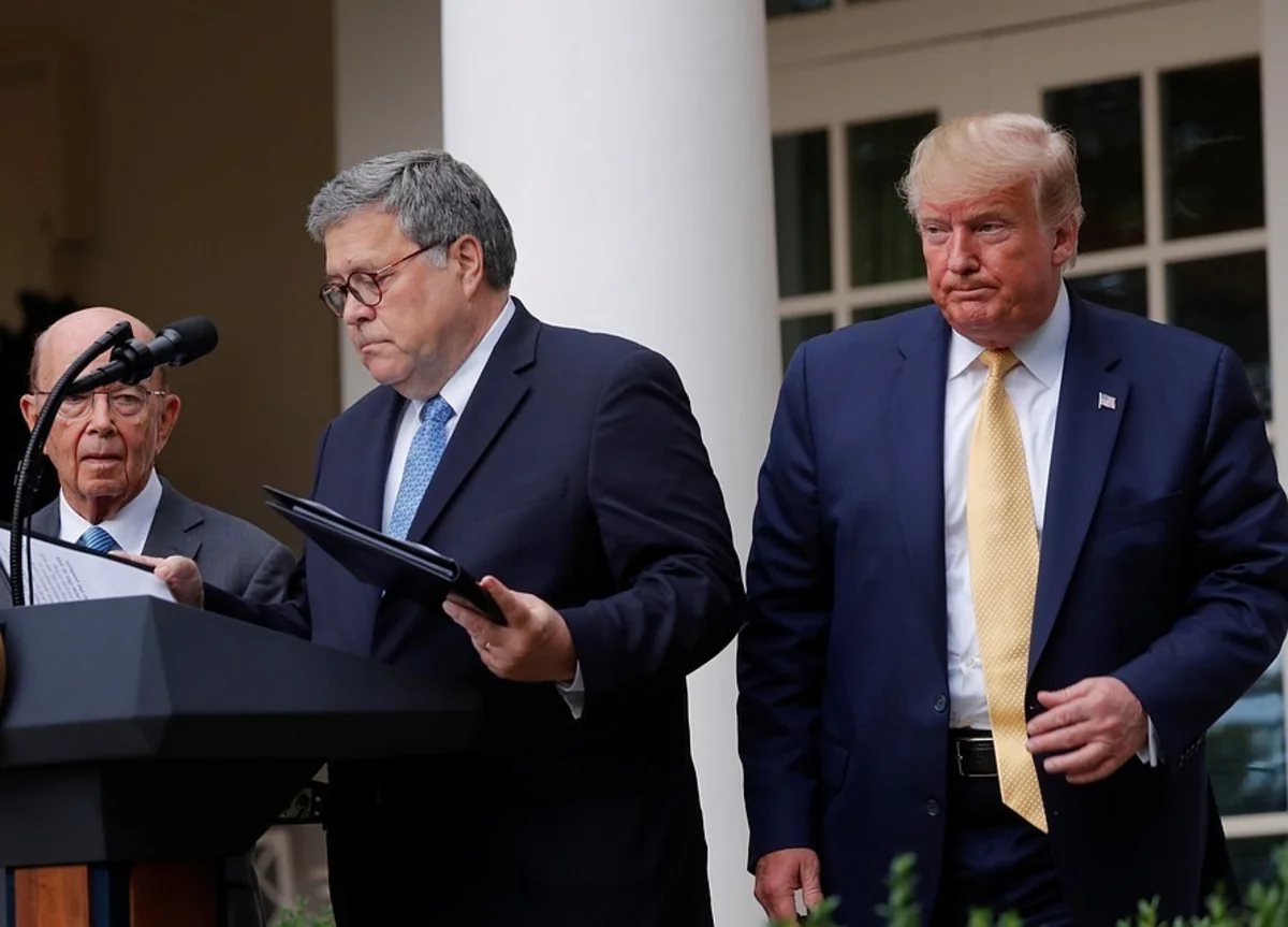 СМИ узнали о планах Трампа уволить министра торговли США