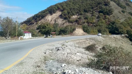 Ağsu aşırımında sürüşmə olub, magistral yolda çatlar əmələ gəlib - FOTO - VİDEO