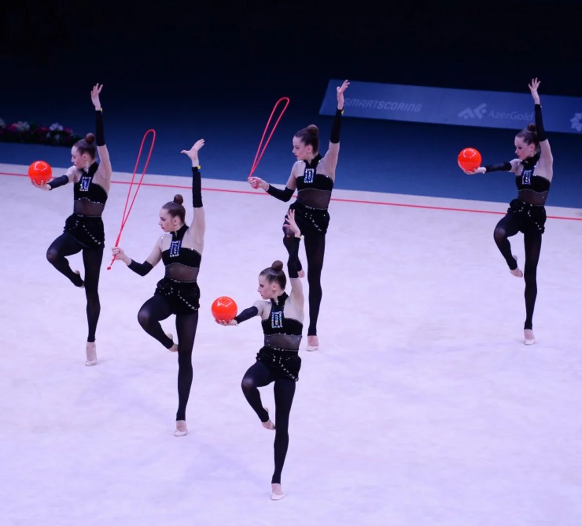 Azərbaycanın bədii gimnastika komandası Dünya Kubokunda çoxnövçülük yarışlarının finalına yüksəlib