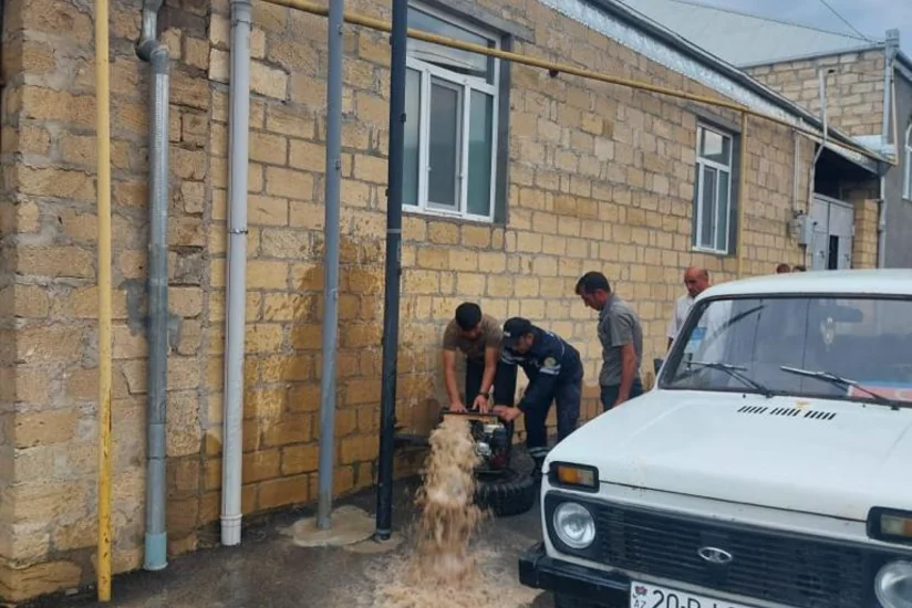 Göygöldə sel nəticəsində evləri su basıb