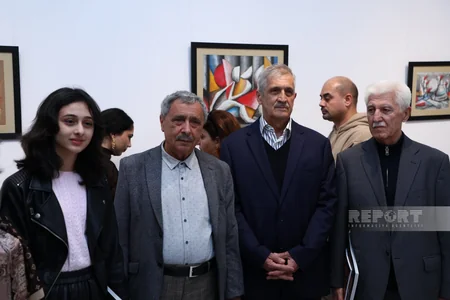 Xalq rəssamı Qəyyur Yunusun Sağ əlin sərvəti sərgisinin açılışı olub