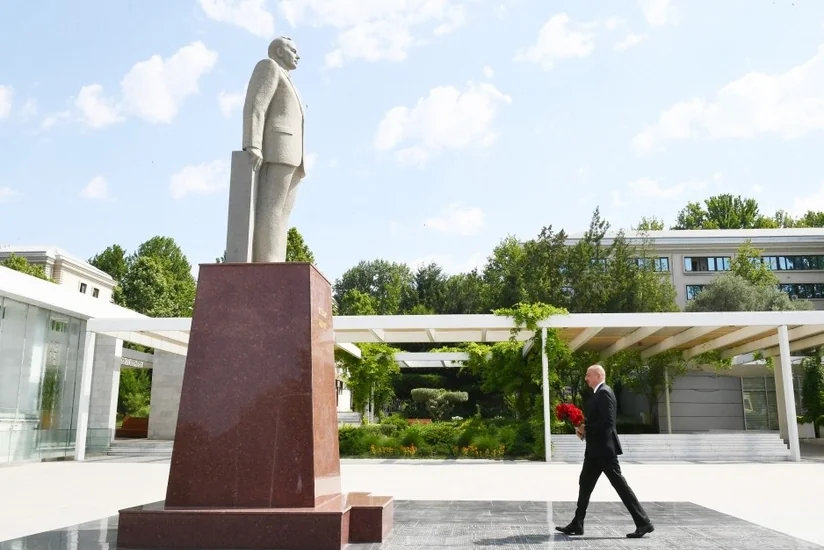 President arrives in Mingachevir for visit