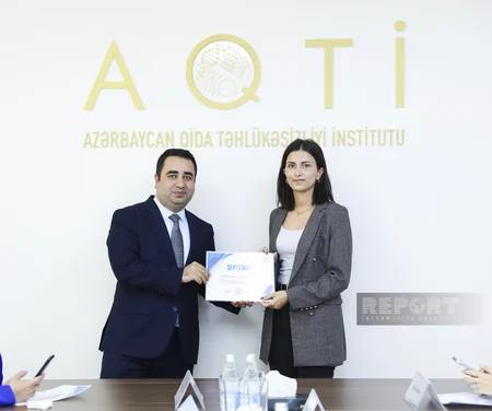 Jurnalistlər AQTİ-nin fəaliyyəti barədə məlumatlandırılıb