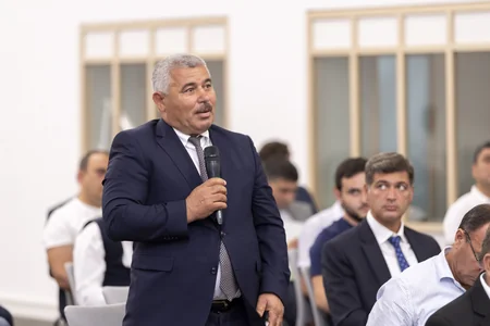 Ərzaqlıq buğda istehsalının stimullaşdırılması müzakirə olunub