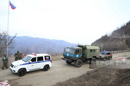 Xankəndi-Laçın yolunda Rusiya sülhməramlılarının tibb xidməti və hərbi polis avtomobilləri maneəsiz hərəkət edib