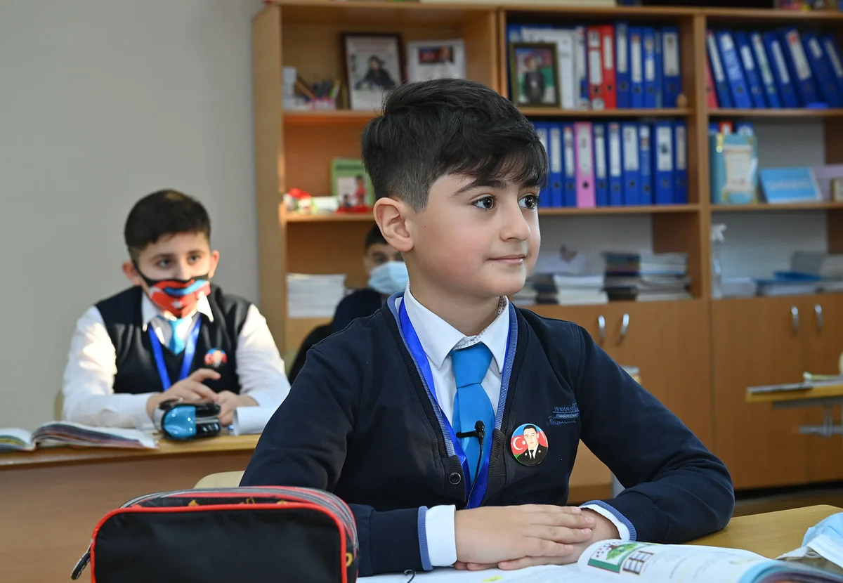 Noyabrın 5-i beş günlük, 7-si altı günlük məktəblərdə dərs olacaq