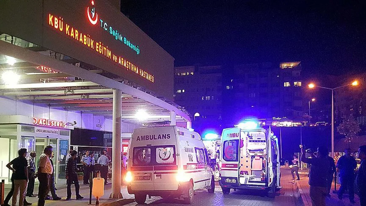 Türkiyədə əsgərlər arasında kütləvi dava baş verib, 1-i ağır olmaqla 10 nəfər yaralanıb