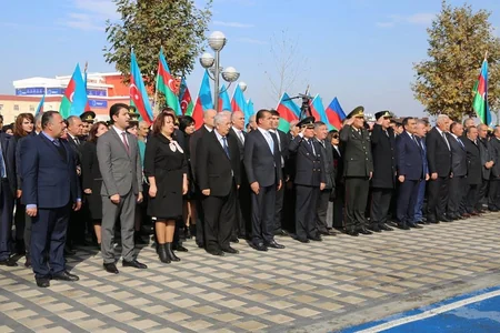 Gəncədə Bayraq Günü münasibəti ilə III Bayraq Festivalı keçirilib - FOTO