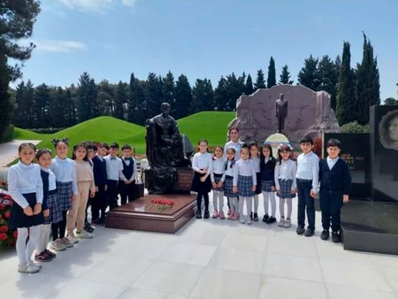 Bakı məktəblərində akademik Zərifə Əliyeva anılıb