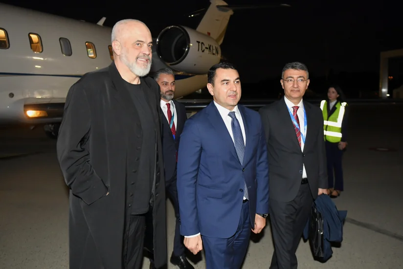 Albaniyanın Baş naziri iqlim sammitində iştirak məqsədilə Azərbaycandadır