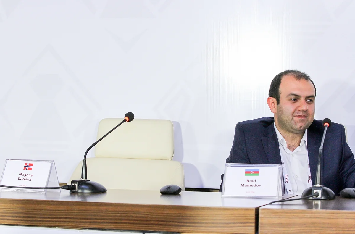 Rauf Məmmədov: Maqnusla heç-heçəni qələbə kimi qəbul etmək olmaz