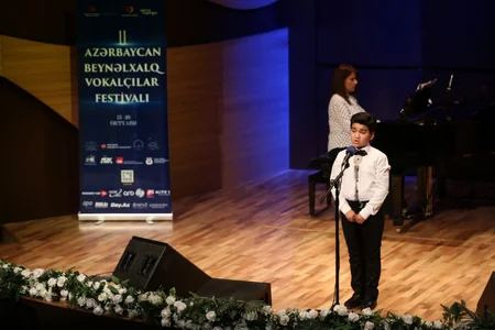II Azərbaycan beynəlxalq vokalçılar festivalının üçüncü günü başlayıb