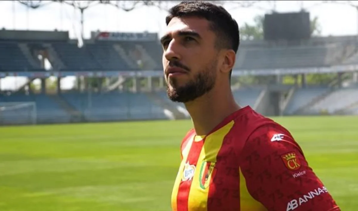 Korona klubu Ronaldonu heyətinə qatıb
