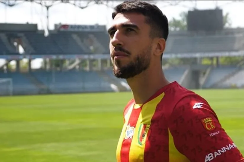 Korona klubu Ronaldonu heyətinə qatıb