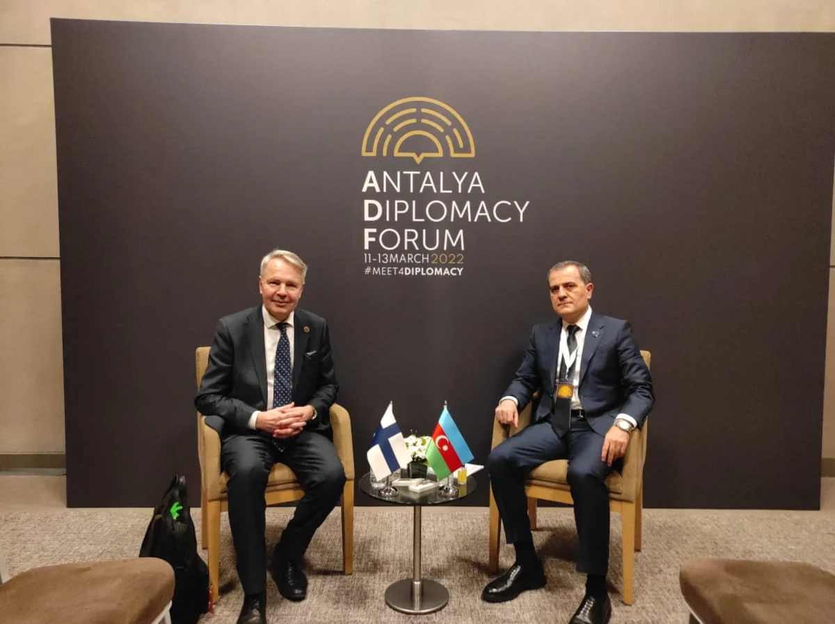 Azərbaycan və Finlandiya XİN başçıları görüşüb