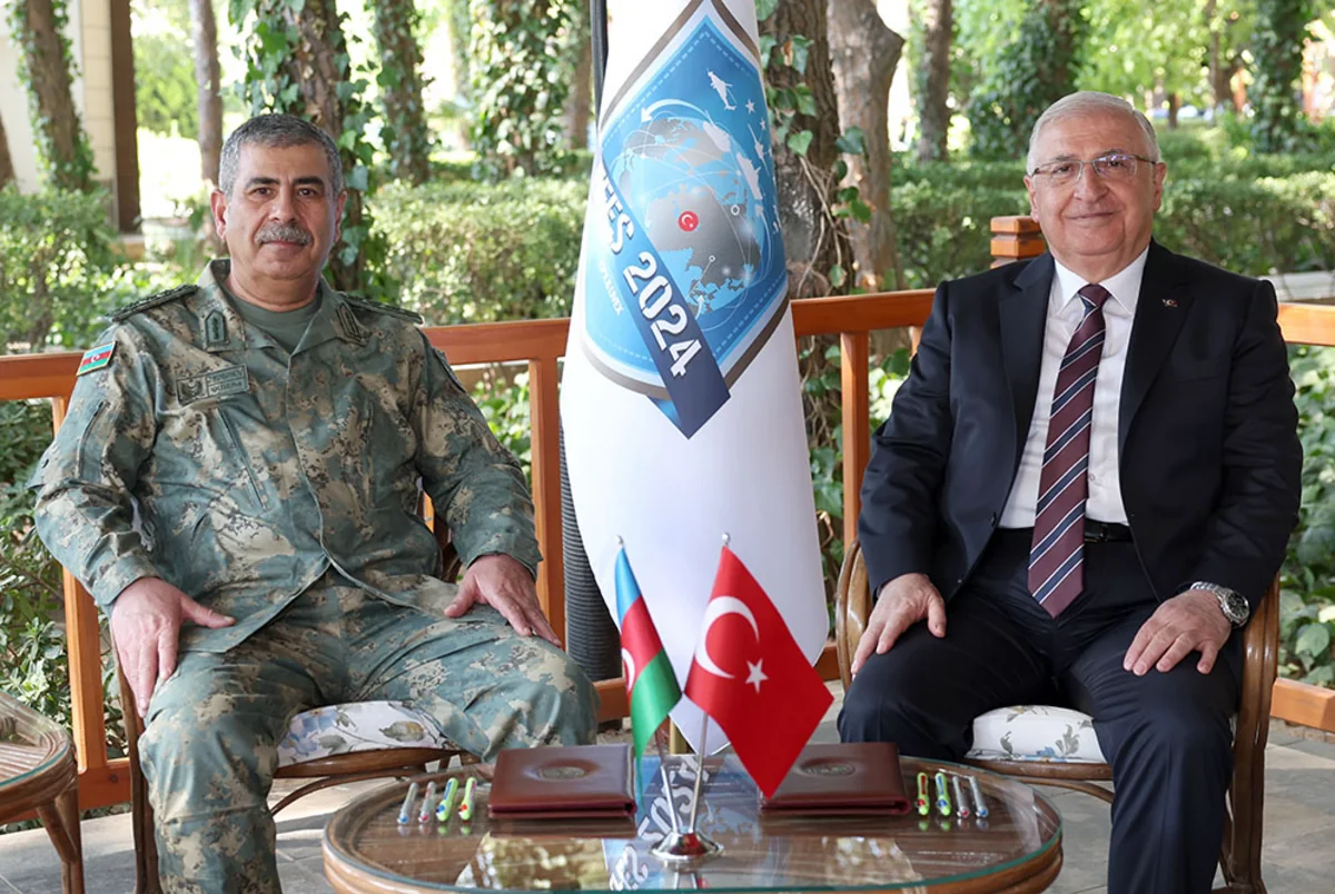 Zakir Həsənov Yaşar Gülerlə hərbi təhsil sahəsində əməkdaşlığın inkişafını müzakirə edib