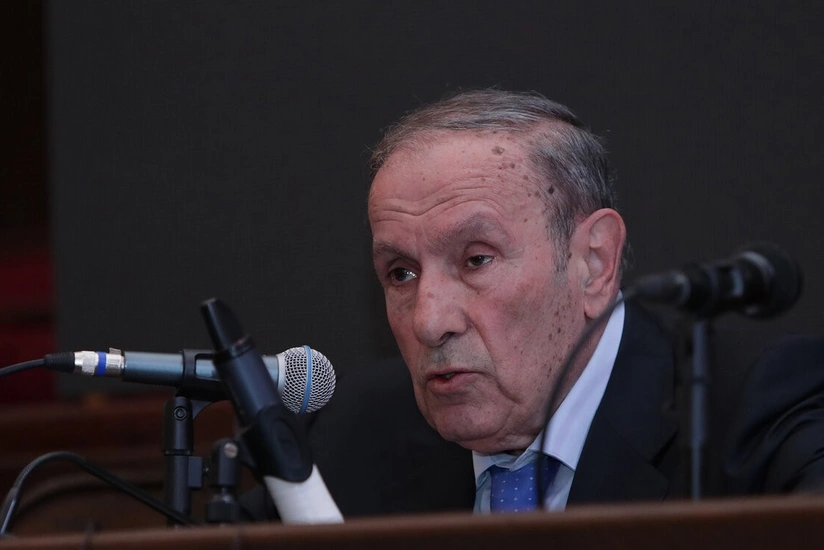 Levon Ter-Petrosyan parlament seçkilərində iştirak edəcək
