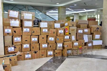 Sumqayıtdan Türkiyəyə daha 4 modul tipli konteyner və 175 min manatlıq humanitar yardım yola salınıb