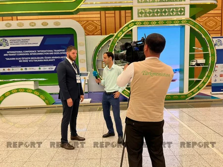В Ашхабаде начал работу Международный транспортный форум