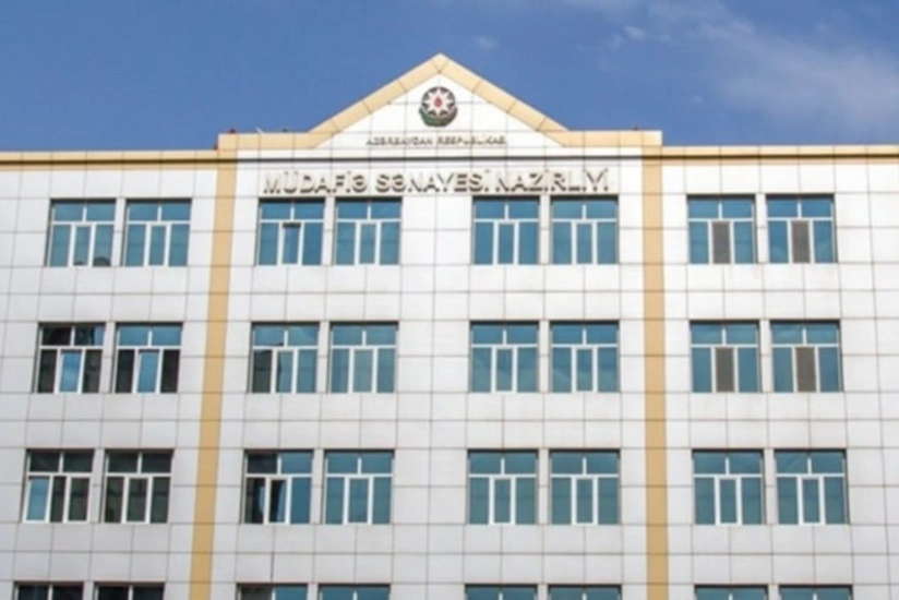 Nazir şöbə müdirini işdən çıxarıb