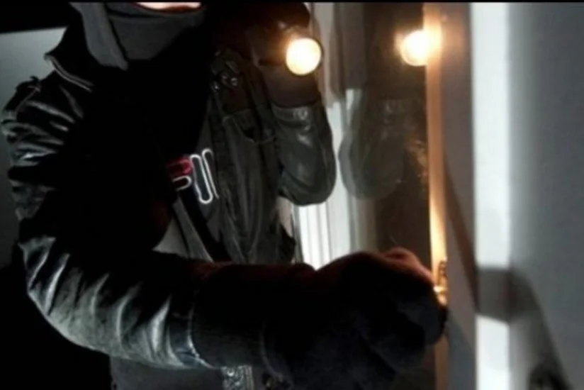 Похищены деньги и документы проживающего в Баку гражданина Великобритании