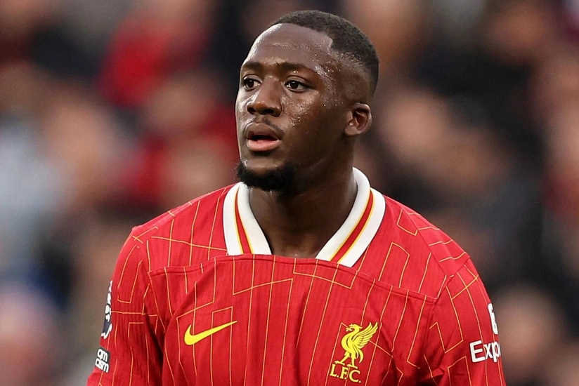 Liverpul futbolçusuna yeni müqavilə təklif edib