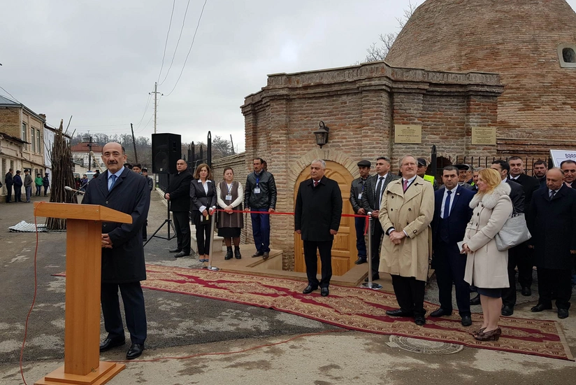 Qubada tarixi hamamın bərpa edildikdən sonra açılışı olub
