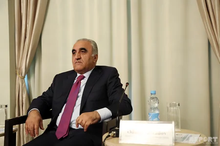 Əli Əhmədov: Dünya əhalisinin bir milyarda yaxını aclıqdan əziyyət çəkir