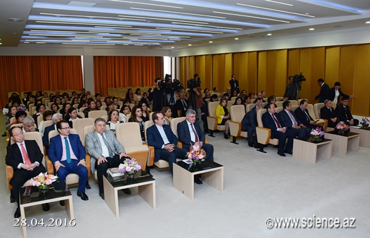 ​Türkmən şairi M.Fəraqinin Azərbaycan dilinə tərcümə edilmiş “Divan”ının təqdimatı olub