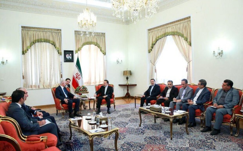 Azərbaycan nümayəndə heyəti İrana səfər edib